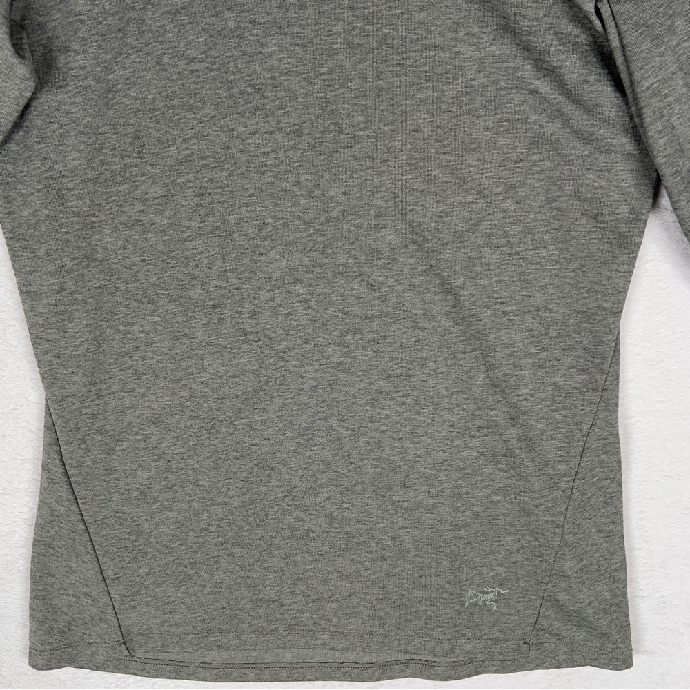 Arc'teryx Lumin Mock Neck Top Women’s XS Long Sleeve Shirt Heather Gray Gorpcore - Picture 3 of 13